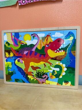 Creatology Wood Jigsaw Puzzle 24 Piece Colorful Dinosaurs 11” x 15”